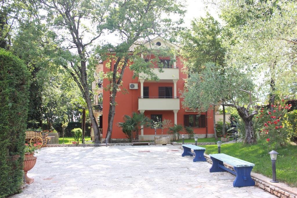 Aqua Family Apartments Karigador Εξωτερικό φωτογραφία